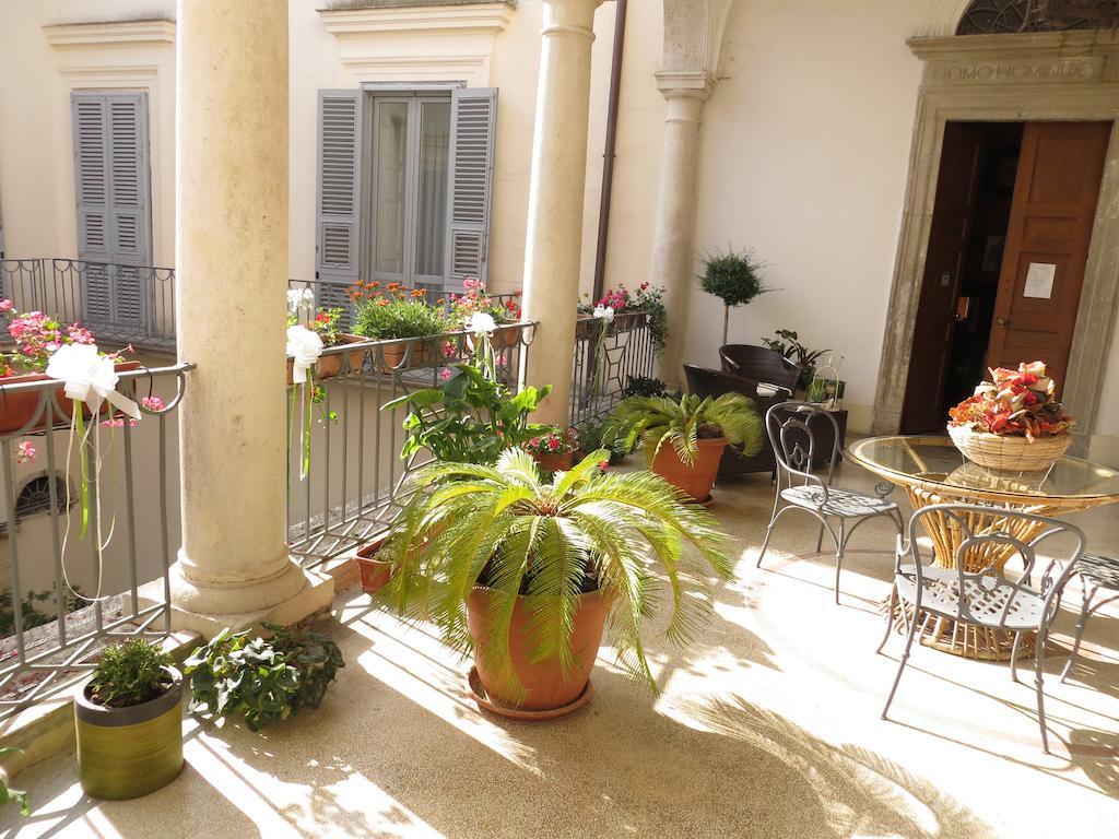 B&B Casa Cavalli 루체라 외부 사진