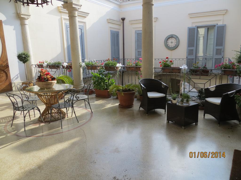 B&B Casa Cavalli 루체라 외부 사진